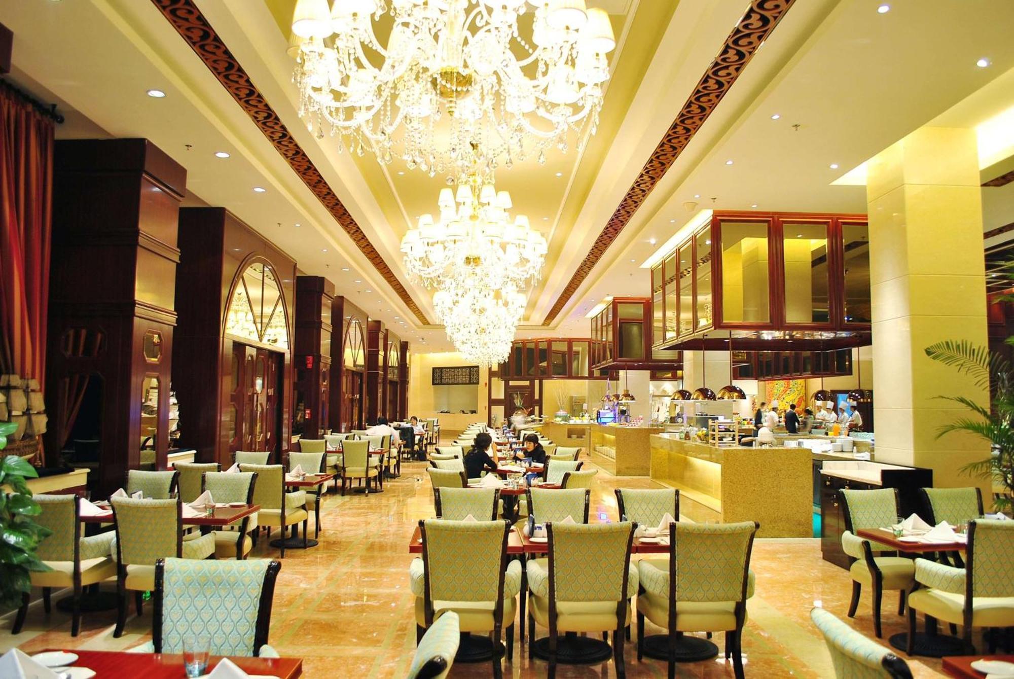 Wyndham Grand Plaza Royale Palace Ченду Екстер'єр фото