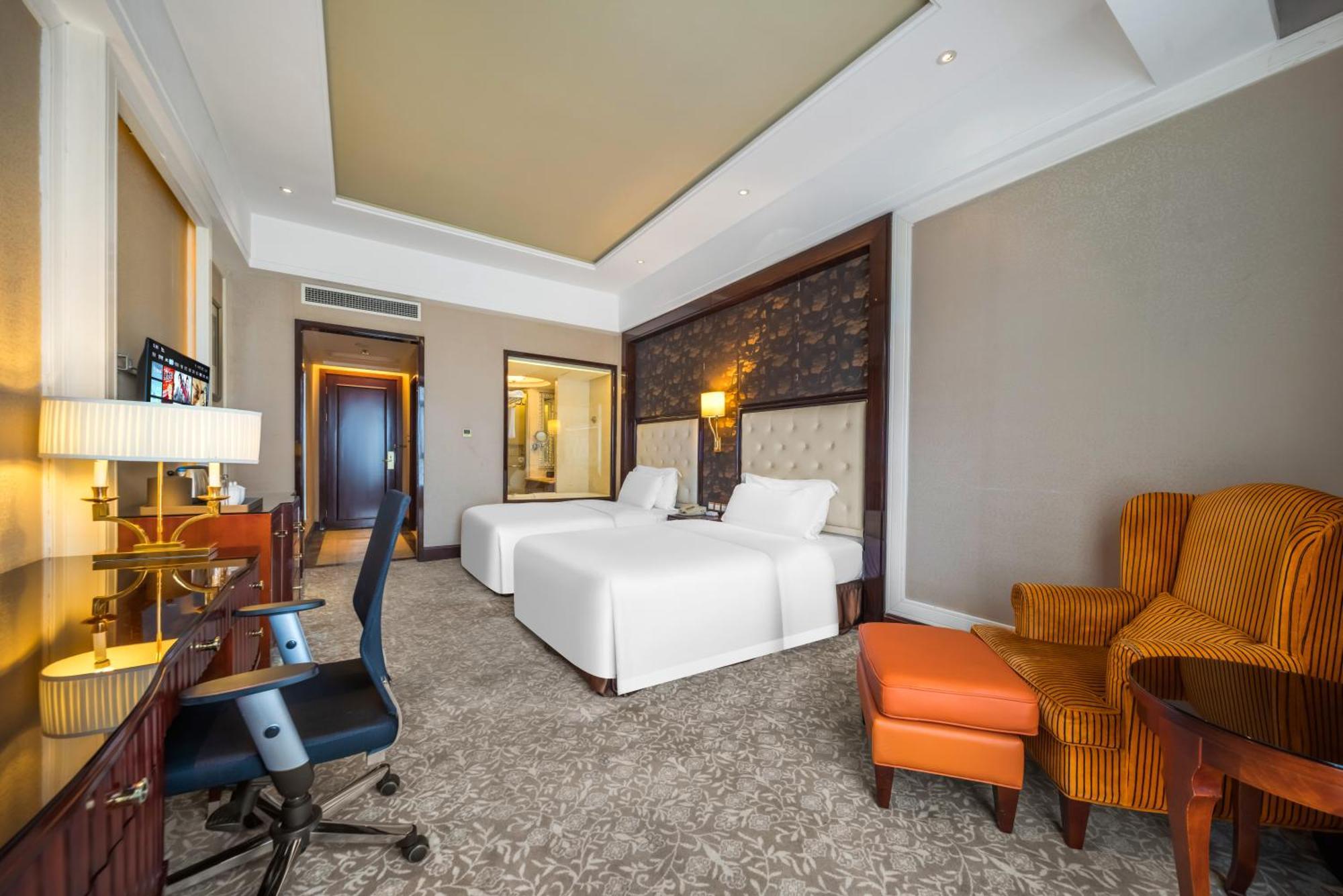 Wyndham Grand Plaza Royale Palace Ченду Екстер'єр фото