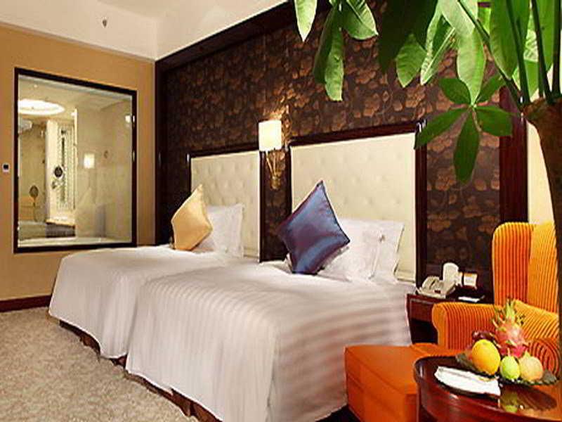Wyndham Grand Plaza Royale Palace Ченду Номер фото