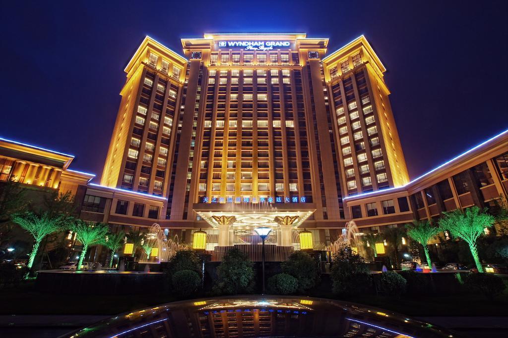 Wyndham Grand Plaza Royale Palace Ченду Екстер'єр фото