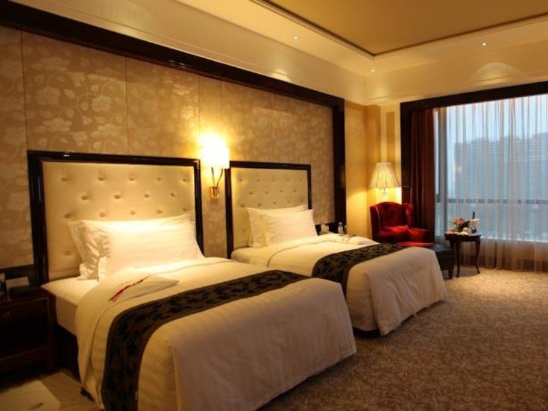 Wyndham Grand Plaza Royale Palace Ченду Екстер'єр фото