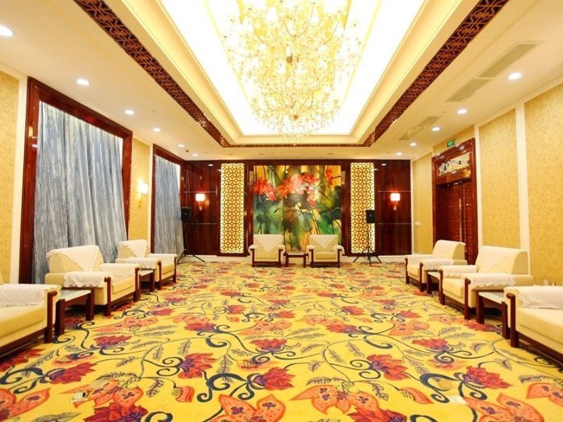 Wyndham Grand Plaza Royale Palace Ченду Екстер'єр фото