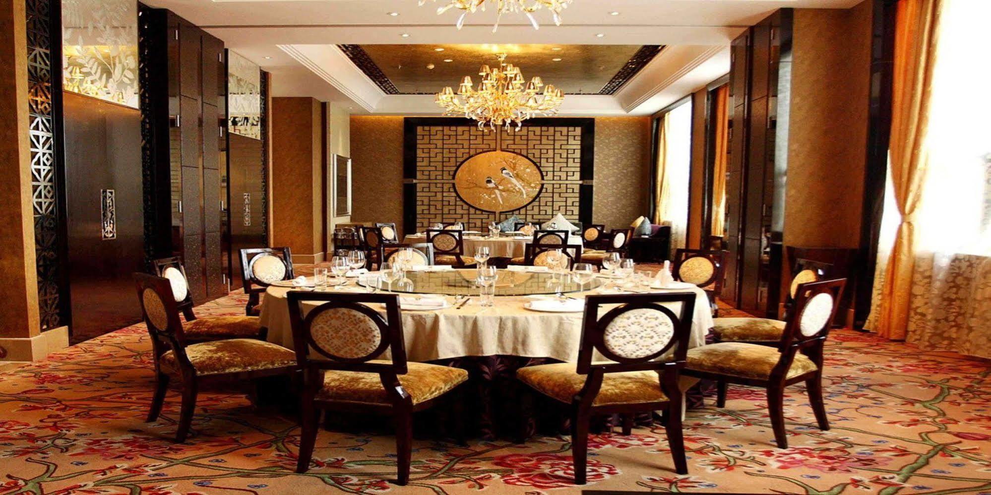 Wyndham Grand Plaza Royale Palace Ченду Екстер'єр фото
